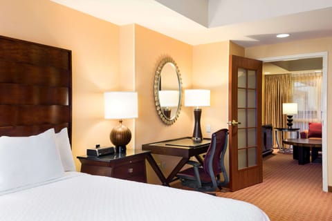 Presidential Suite, 1 King Bed, Non Smoking | 1 bedroom, premium bedding, in-room safe, desk