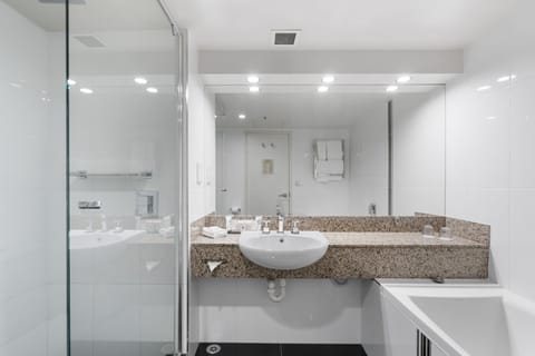 One Bedroom Suite | Bathroom | Combined shower/tub, free toiletries, hair dryer, towels