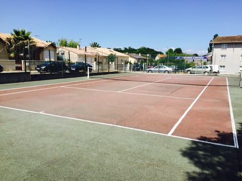 Tennis court