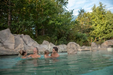 Indoor pool, seasonal outdoor pool, sun loungers