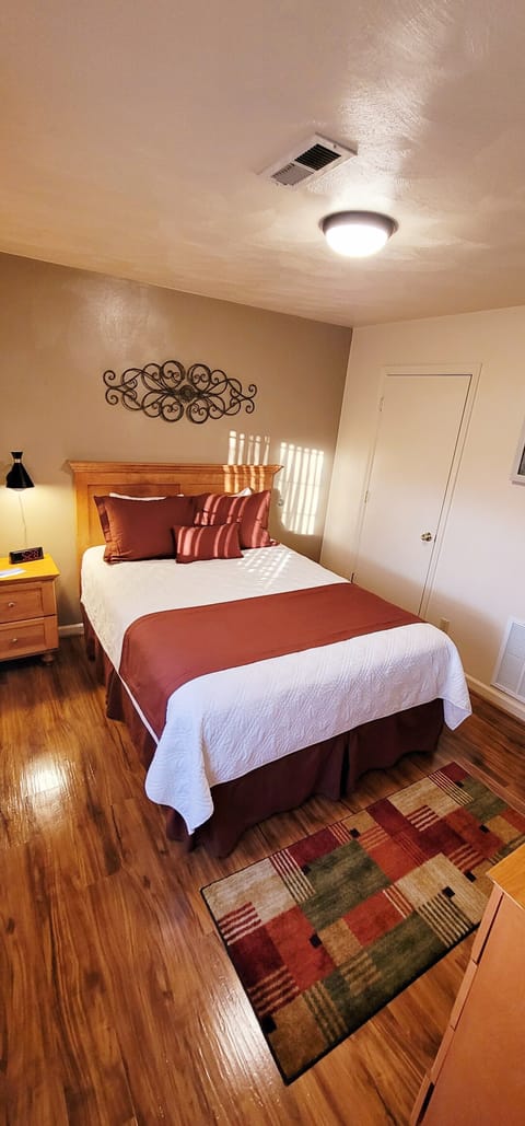 Suite, 1 Bedroom | Individually decorated, individually furnished, iron/ironing board
