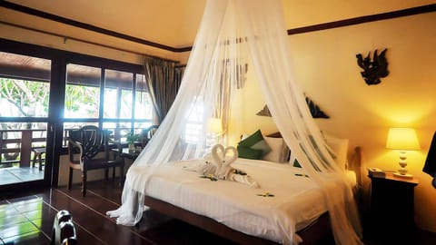 Deluxe Villa, Beach View | In-room safe, free WiFi, bed sheets
