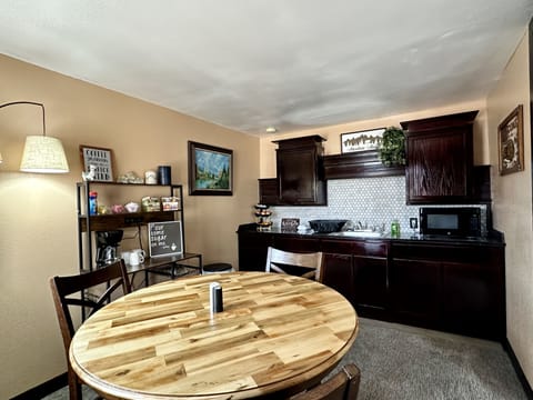 Fridge, microwave, coffee/tea maker