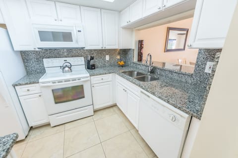 Condo, 3 Bedrooms, Oceanfront | Private kitchen | Fridge, microwave, oven, stovetop