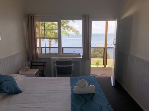 Room, 1 Queen Bed, Lake View | View from room