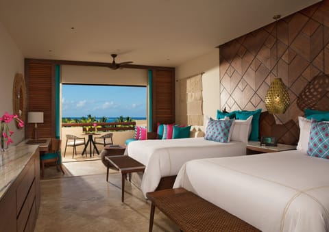 Junior Suite Ocean View 2 Double Beds | Free minibar, in-room safe, desk, blackout drapes