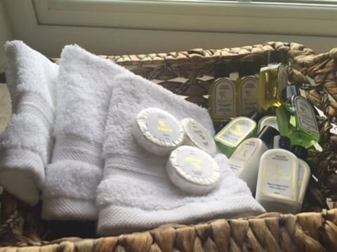 Egyptian cotton sheets, premium bedding, in-room safe