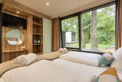 Deluxe Cottage (VIP) | In-room safe, free WiFi, bed sheets