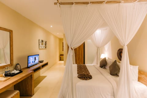 Deluxe Premier Double Room | Premium bedding, minibar, in-room safe, desk