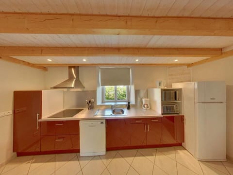 Villa, 3 Bedrooms | Private kitchen | Fridge, microwave, stovetop, coffee/tea maker