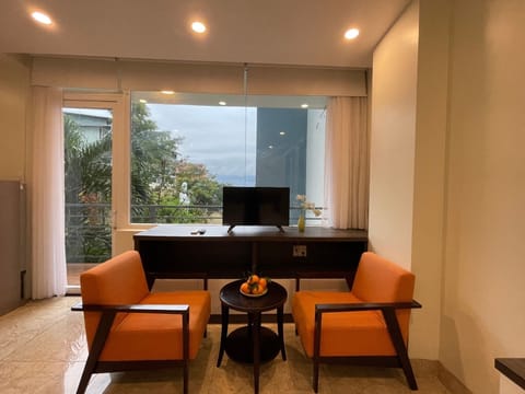 1 Bedroom Apartment | Minibar, desk, soundproofing, free WiFi