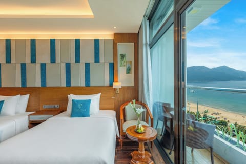 Deluxe Twin Ocean Front With Balcony - Free 30m Foot Massage | Premium bedding, memory foam beds, minibar, in-room safe