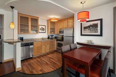 Suite, 1 Bedroom, Fireplace | Private kitchen | Fridge, microwave, stovetop, dishwasher