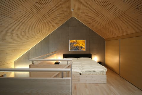 Studio, Kitchenette (M) | Down comforters, desk, free WiFi