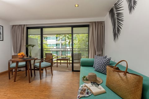 Premier Twin Room, Balcony (Garden) | View from room