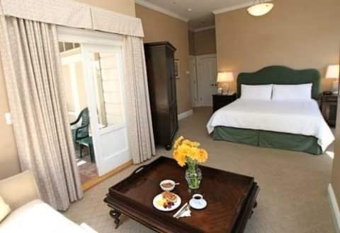 The Cypress Room | Premium bedding, iron/ironing board, free WiFi, bed sheets