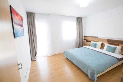 Apartment, 1 Bedroom | Soundproofing, iron/ironing board, free WiFi