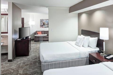 Suite, 1 Bedroom | Frette Italian sheets, in-room safe, desk, iron/ironing board