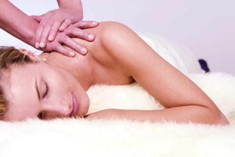 Sauna, spa tub, steam room, body treatments, body wraps, body scrubs