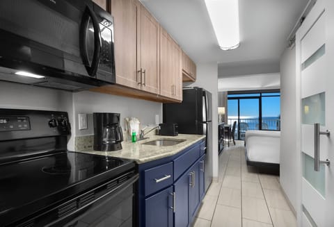 Standard Room, 2 Double Beds, Kitchenette, Oceanfront | Private kitchenette | Fridge, microwave, coffee/tea maker