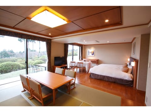 Japanese Western-style Room with Terrace and Spa tub, Garden View | View from room