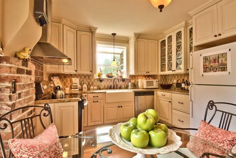 French Gourmet Kitchen