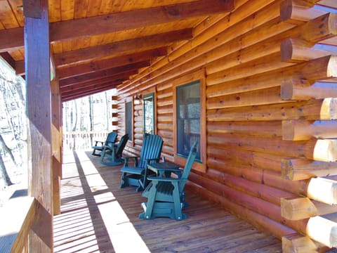 Covered Deck with Mountain Views
4 Adirondack Rockers/Gilders