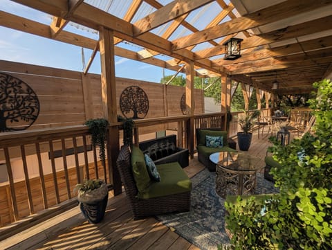 I change out fabric color depending on the time of year. :)