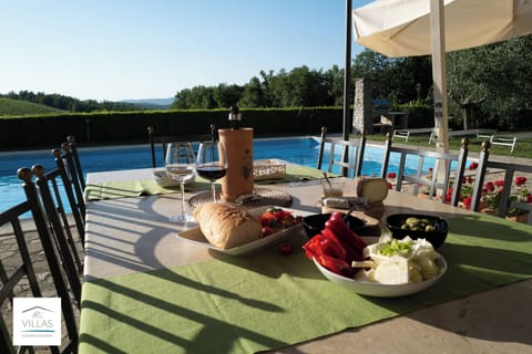 Villa LisiDor pool side