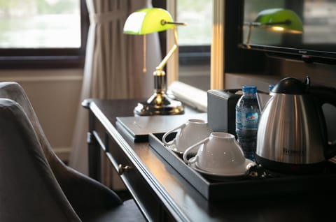 Grand Suite, Connecting Rooms- Full Board 2D1N | Coffee and/or coffee maker