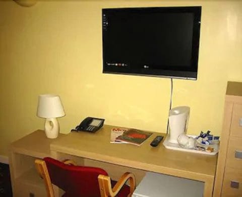 Standard Single Room, 1 Twin Bed | Desk, iron/ironing board, free WiFi