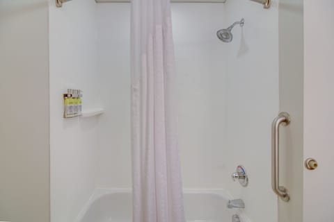 Standard Room, 1 King Bed, Accessible (Mobility Tub) | Deep soaking bathtub