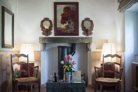 Premium bedding, minibar, desk, blackout drapes