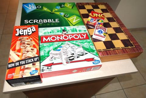 English board games are available