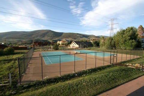 Tennis court