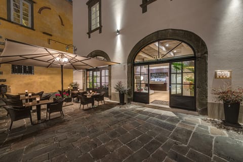 Front of property - evening/night
