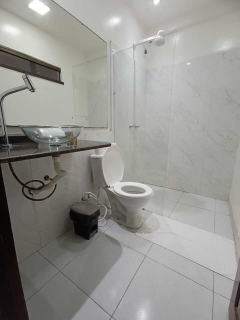 Standard Double Room | Bathroom | Shower, free toiletries, hair dryer, towels