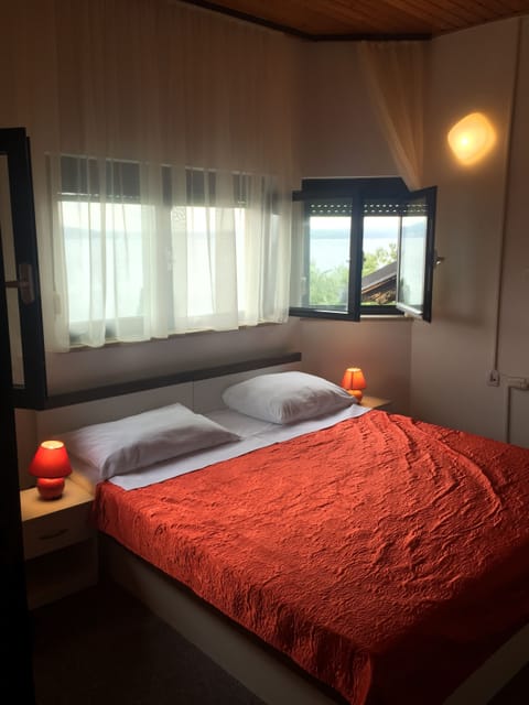 Standard Quadruple Room, Sea View (Attic) | Minibar, desk, rollaway beds, free WiFi