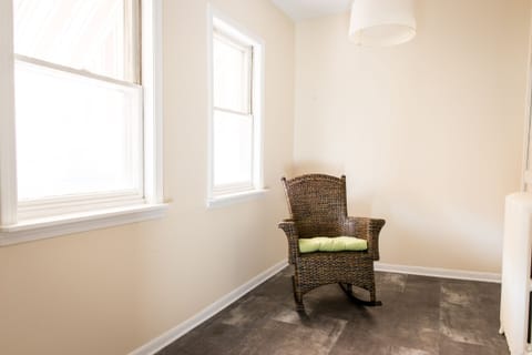 Heated/enclosed back porch