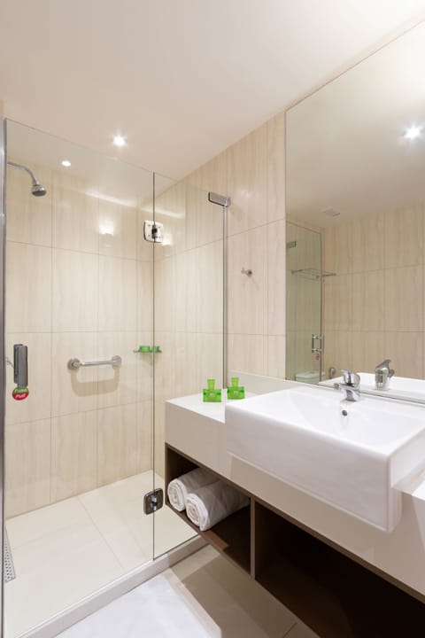 Shower, eco-friendly toiletries, hair dryer, towels