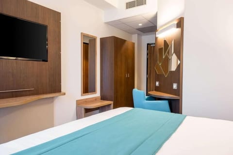 Double Room | Premium bedding, in-room safe, desk, soundproofing