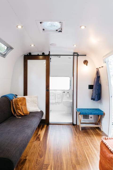 Premium bedding, memory foam beds, in-room safe, free WiFi