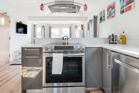 full kitchen stocked with all the essentials to cook
