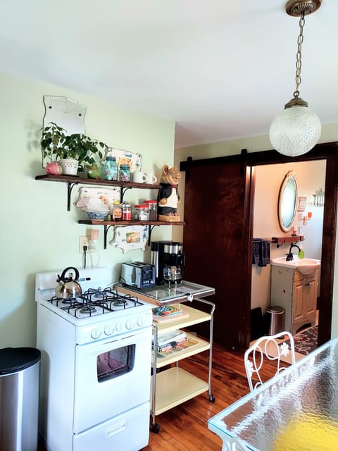 Bunn coffee maker ~ coffee, tea, sugar, creamer, etc. provided. Gas stove