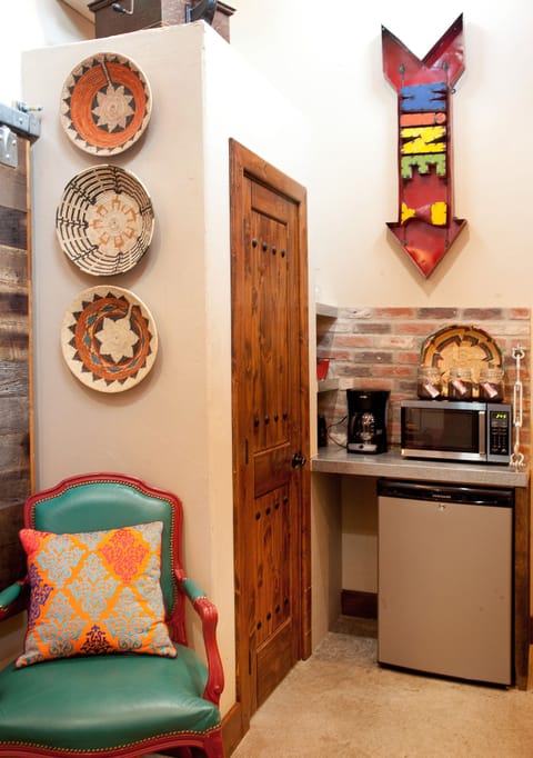 Coffee Bar w/microwave, coffee maker, mini frig, bagel toaster