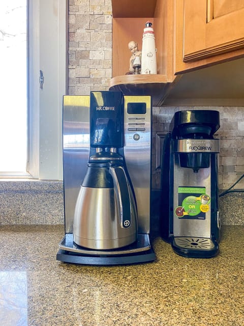 Kitchen has a coffee maker and k-cup machine for your enjoyment.