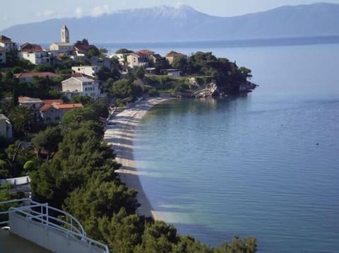 Gradac -- centraly located small town, easy drive to Split, Dub, islands, Bosnia