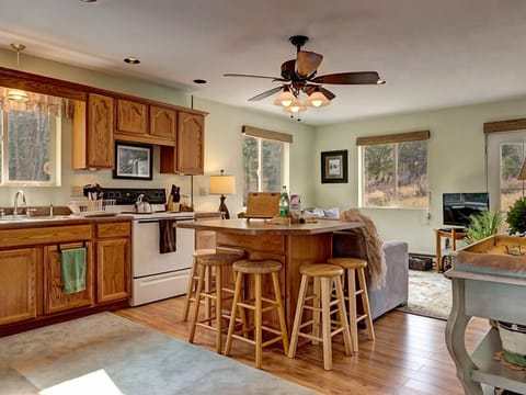 Great room with sounds of waterfalls; unobstructed views of forest and mountains