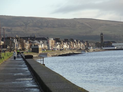 Helensburgh looking East
