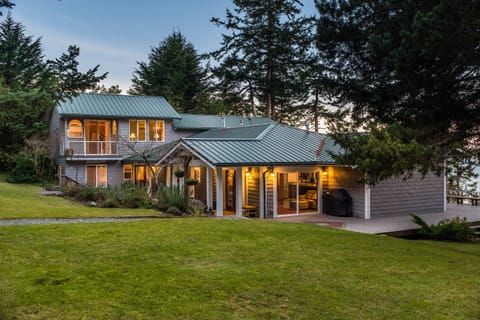 Welcome to The Channel House on Lopez Island. 
